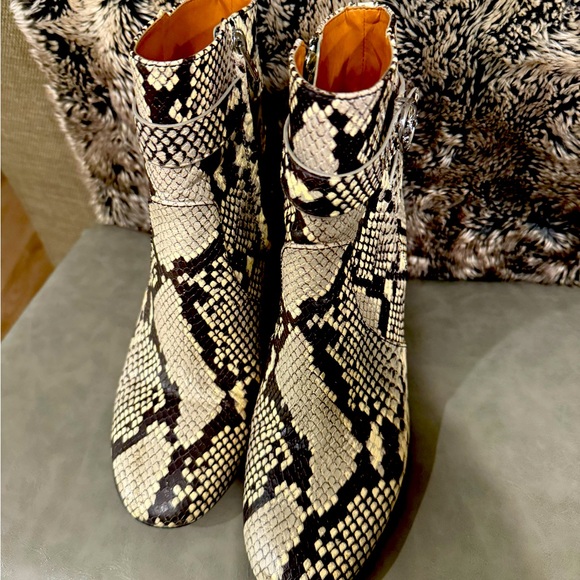 Coach python, snakeskin ankle boots new only  for photo shoot size 9.5 - Picture 1 of 5